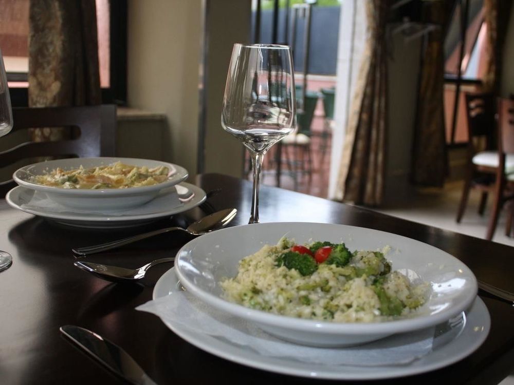 马尔萨拉公寓式酒店 莫日-达斯克鲁济斯 餐厅 照片